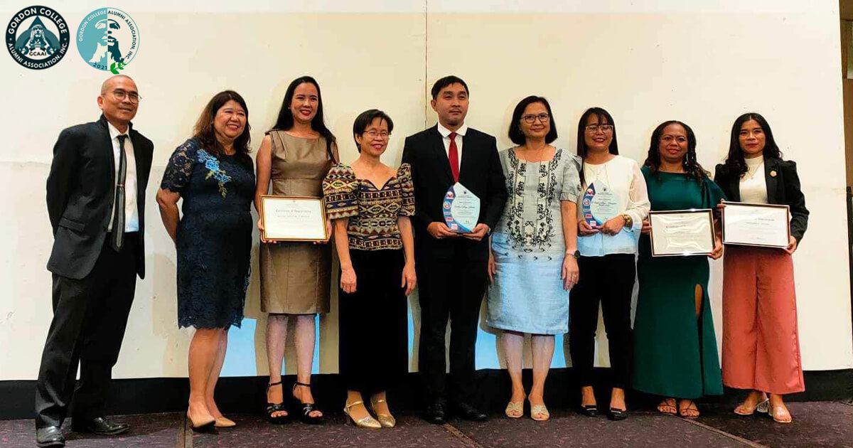 Gordon College Alumni Association, Inc. Triumphs with Education Stakeholders Award with Visionary Isang Daang Pisong Pangarap Project